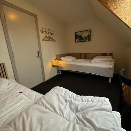 Motel Folsted - Vaerelse 205 Fri Parkering
